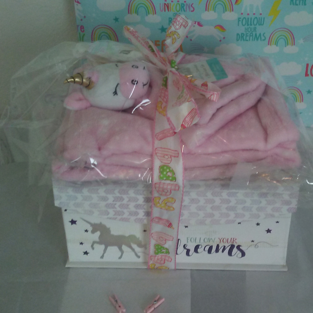 It's Magical! Fairy Tale Princess Gift Box - Picture 6 of 8